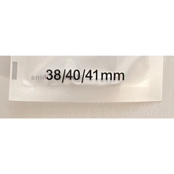 Floral Embossed Silicone Watch Band – Burgundy Red (38/40/41mm) - Picture 3 of 3